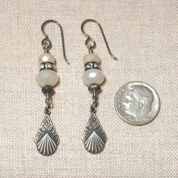 Hand Crafted Handmade Earrings Cream Czech Glass Art Deco Dangle Long Ea… - Picture 3 of 5